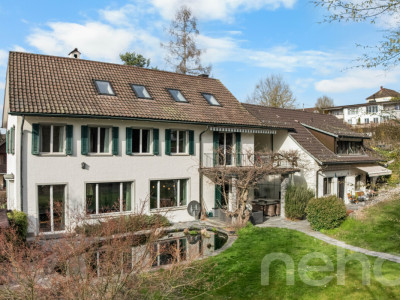 Exklusive 8 Zimmer-Villa mit zusätzlichem Einfamilienhaus auf 1?624m² image 1