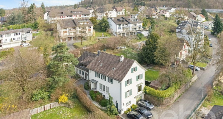 Exklusive 8 Zimmer-Villa mit zusätzlichem Einfamilienhaus auf 1?624m² image 12