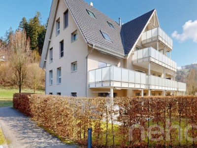 Helle 4.5-Zimmer-Wohnung mit grosser Südterrasse image 1