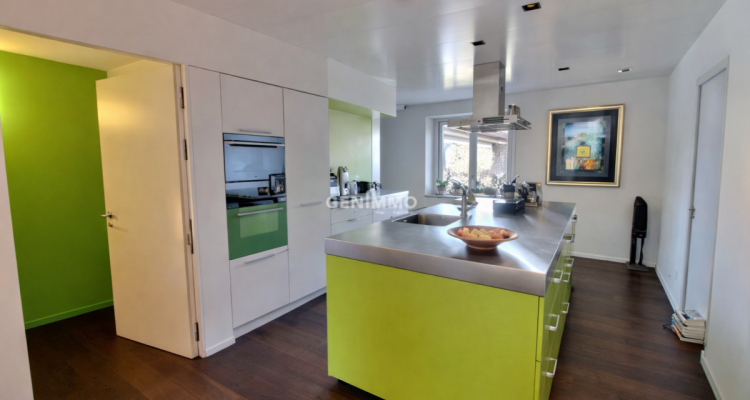 Appartement triplex avec studio indépendant image 1