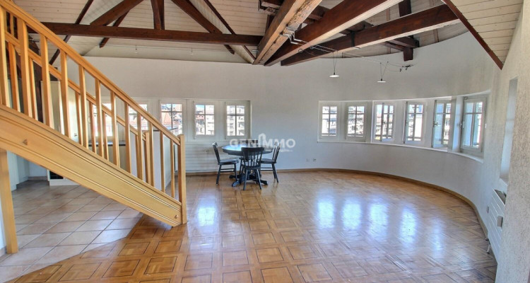 Dernier Étage dans un Immeuble Historique `Saint-Jean image 5