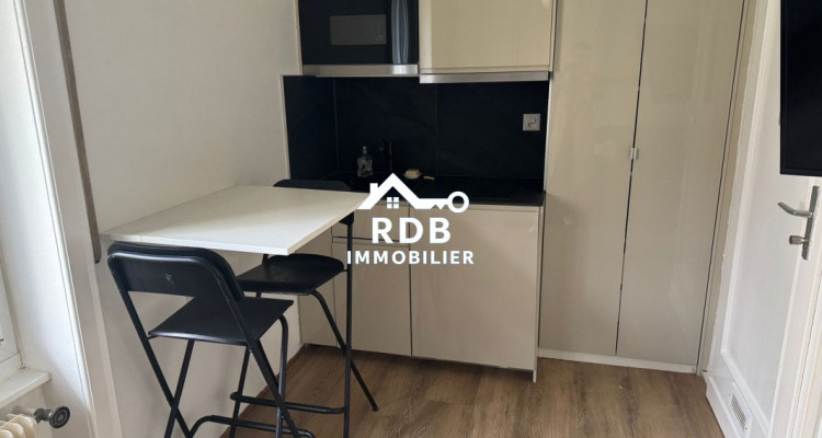 Studio de 15m2 à Genève 1208 image 1