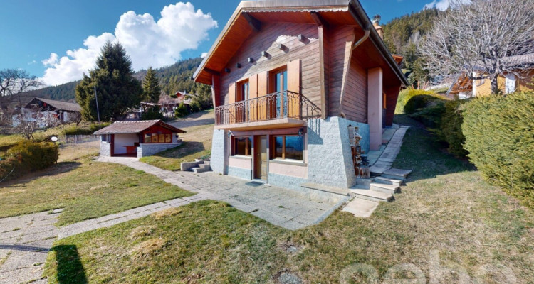 Charmant chalet avec vaste terrain et vue imprenable à Savièse image 3