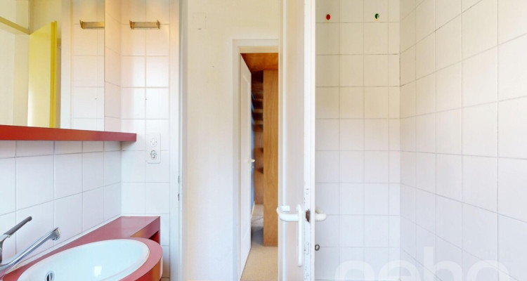 Charmantes 7.5-Zimmerhaus auf grossem Grundstück mit viel Potenzial image 7