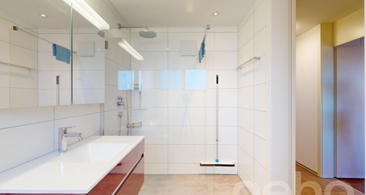 Modern, hell und zentral gelegen mit schöner Weitsicht image 8