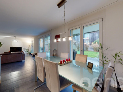 Moderne 4.5-Zimmer-Garten-Maisonette-Wohnung in Stäfa image 3