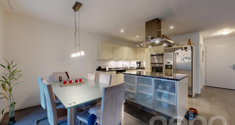 Moderne 4.5-Zimmer-Garten-Maisonette-Wohnung in Stäfa image 4