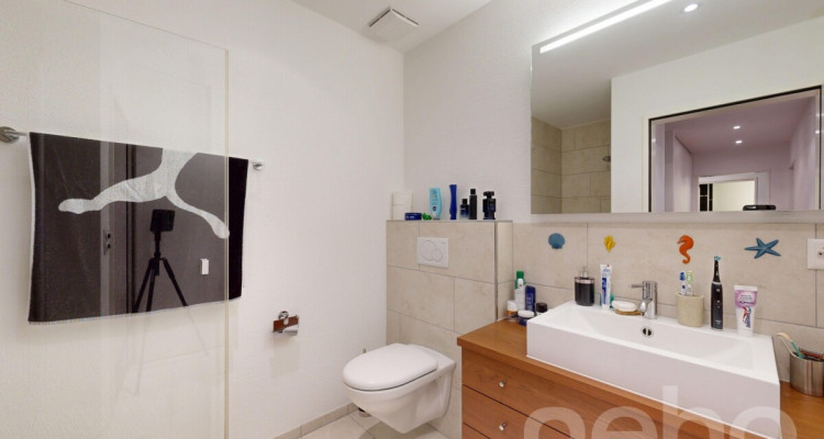 Moderne 4.5-Zimmer-Garten-Maisonette-Wohnung in Stäfa image 12