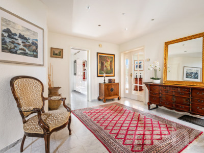 Luxus und Charme vereint - Traumliegenschaft in Oberwil image 2