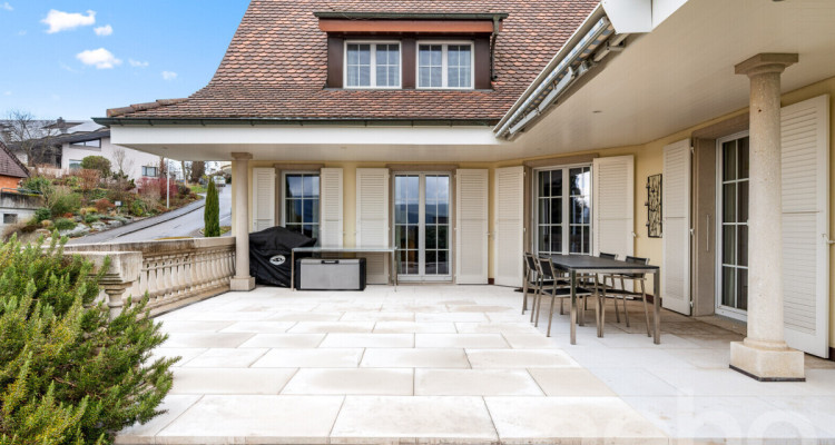 Luxus und Charme vereint - Traumliegenschaft in Oberwil image 3