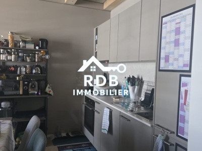 Appartement de 3 pièces au 7ème étage situé à Meyrin 1217 image 5