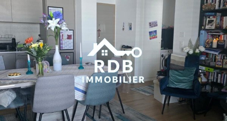 Appartement de 3 pièces au 7ème étage situé à Meyrin 1217 image 1