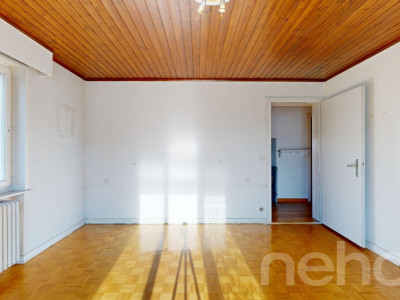 Immeuble vue sud ? Fort potentiel à Mollens image 11