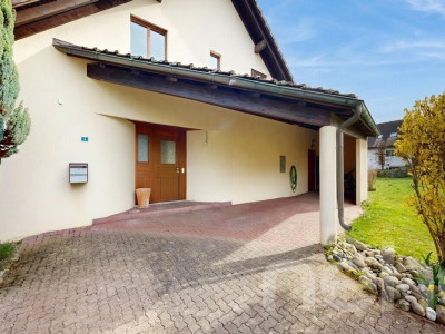 Grosszügiges 6-Zimmer-Einfamilienhaus an ruhiger Sackgasse image 2