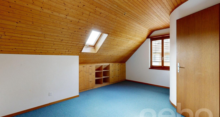 Grosszügiges 6-Zimmer-Einfamilienhaus an ruhiger Sackgasse image 8