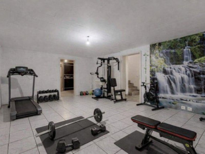 Villa lumineuse et familiale au coeur de Prangins image 8