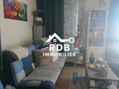 Appartement de 3 pièces au 7ème étage situé à Meyrin 1217 image 2