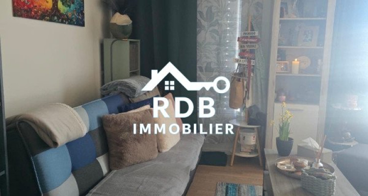 Appartement de 3 pièces au 7ème étage situé à Meyrin 1217 image 2