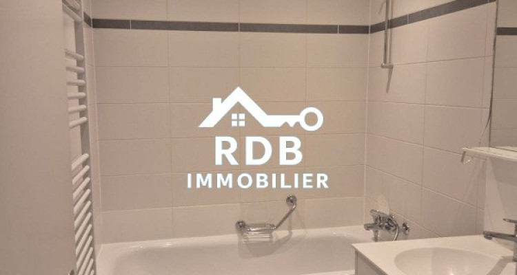 Appartement de 5,5 pièces au 4ème étage situé à Chêne Bougeries 1224 image 6