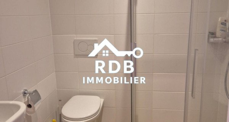 Appartement de 5,5 pièces au 4ème étage situé à Chêne Bougeries 1224 image 7