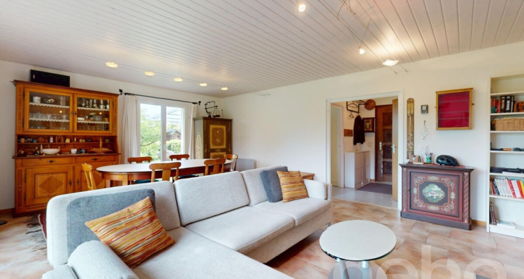 Maison familiale rénovée avec studio indépendant image 4