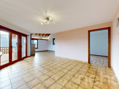 Grande maison avec appartement 2.5 indépendant - Vue dégagée image 7