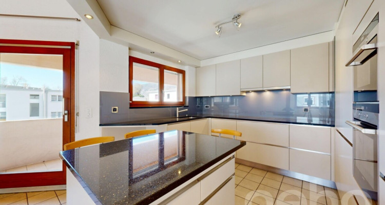 Magnifique duplex lumineux à Sierre ? idéal pour familles image 7