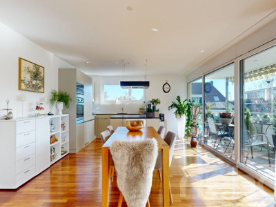 Wohnen mit Komfort: 4.5 Zimmer, grosszügig und modern image 1