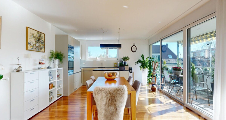 Wohnen mit Komfort: 4.5 Zimmer, grosszügig und modern image 1