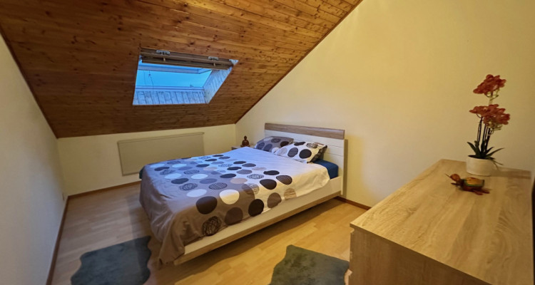 Chambre meublée, cosy et confortable image 2