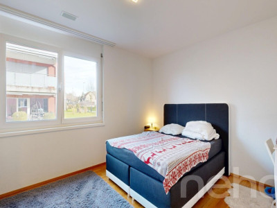 Moderne 3.5-Zimmer-Gartenwohnung mit 184 m² Garten und Sitzplatz image 7