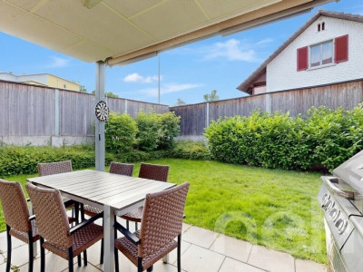 Moderne 3.5-Zimmer-Gartenwohnung mit 184 m² Garten und Sitzplatz image 11