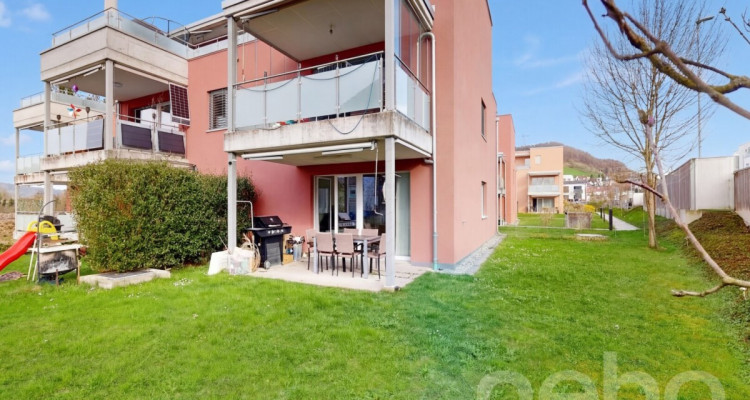 Moderne 3.5-Zimmer-Gartenwohnung mit 184 m² Garten und Sitzplatz image 1