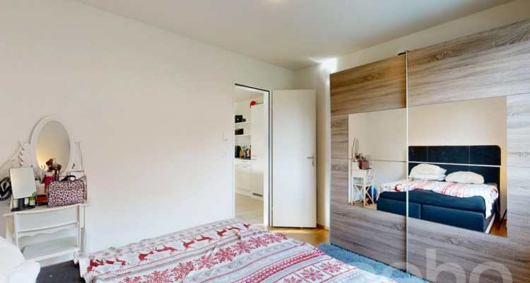 Moderne 3.5-Zimmer-Gartenwohnung mit 184 m² Garten und Sitzplatz image 8