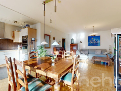 Bel appartement familial, 114 m², lumineux, hypercentre image 1