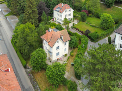 Beaucoup de cachet! Pour des investisseurs ou bien une grande famille image 1