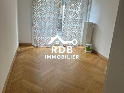 Appartement de 3 pièces au rez-de-chaussée à Champel 1206 image 2