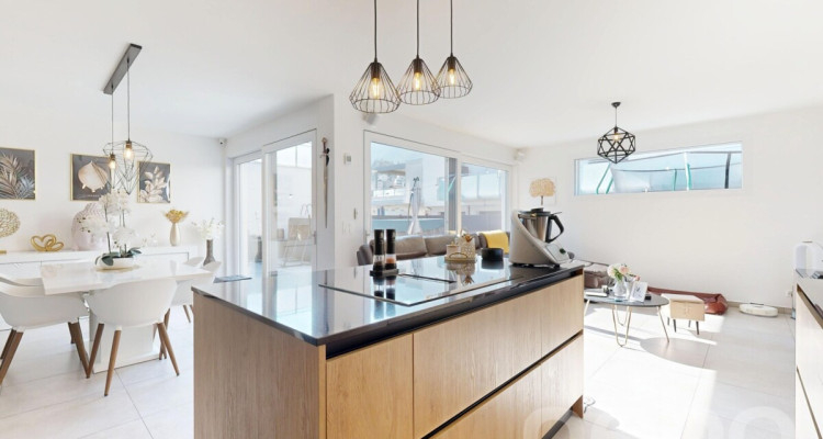 Superbe maison mitoyenne en PPE ? 4.5 pièces avec grande terrasse image 1