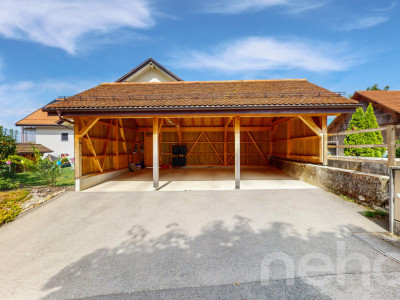 Rare à la vente : Maison familiale avec couvert à voitures ! image 11