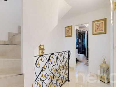 Charmante Doppelhaushälfte mit Garten und viel Raum für Familie image 9