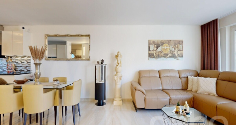 Charmante Doppelhaushälfte mit Garten und viel Raum für Familie image 3