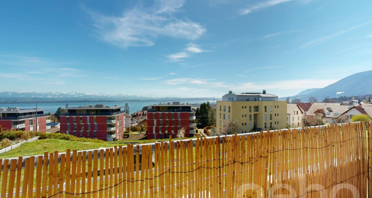 Coup de c?ur : 4,5 pièces avec balcon et vue lac ! image 1