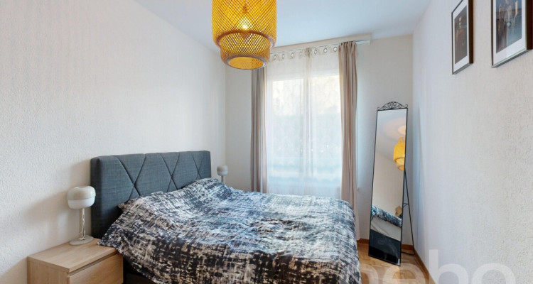 Coup de c?ur : 4,5 pièces avec balcon et vue lac ! image 9