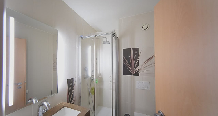 RESERVE - Spacieux appartement 3 chambres, belles finitions image 9