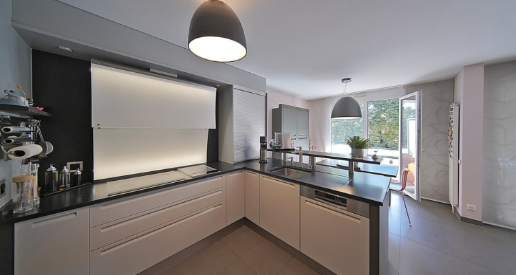 RESERVE - Spacieux appartement 3 chambres, belles finitions image 6