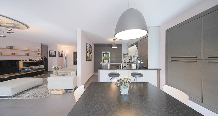 RESERVE - Spacieux appartement 3 chambres, belles finitions image 4