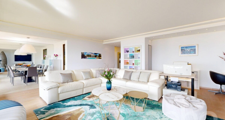 Grand appartement de 4,5 pcs avec vue panoramique sur le lac à Pully image 2