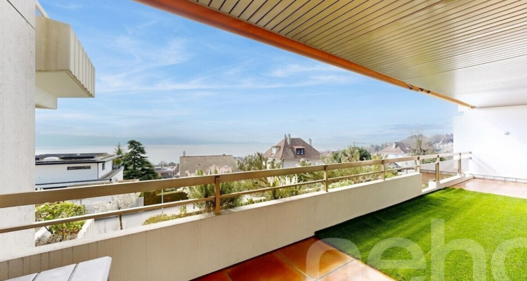 Grand appartement de 4,5 pcs avec vue panoramique sur le lac à Pully image 7