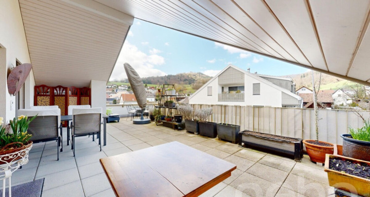 Exklusive 5.5-Attika mit Terrasse, Sauna und viel Platz image 10