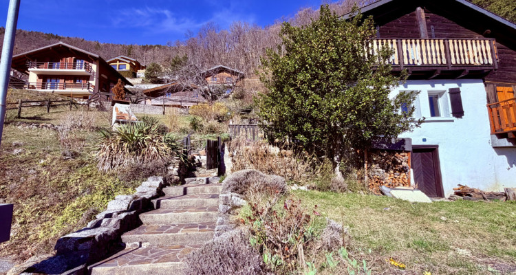 Charmant chalet mitoyen avec vue exceptionnelle à Ravoire, 5 minutes de Martigny image 3